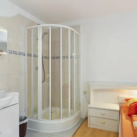 Cozy Apartment In Bramberg Am Wildkogel Near Ski Area